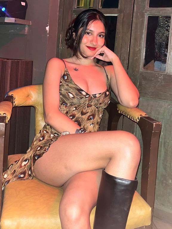 Ahmedabad Call Girl